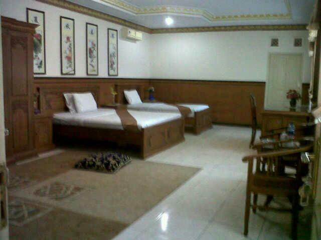 Hotel Wiwi Perkasa 2 Indramayu Esterno foto