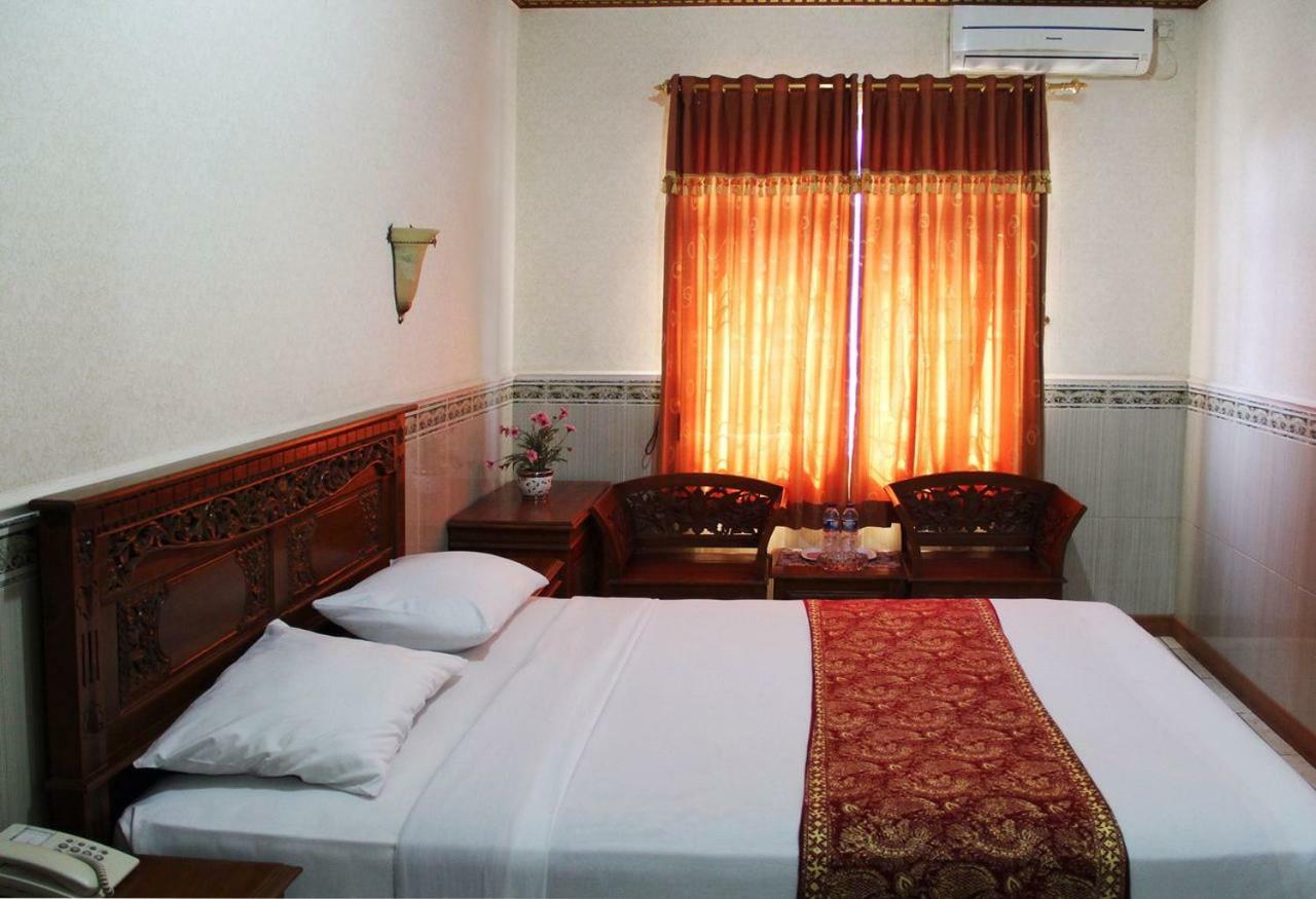 Hotel Wiwi Perkasa 2 Indramayu Esterno foto